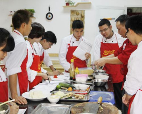 Trung tâm dạy nghề đầu bếp giúp bạn thành công trong tương lai