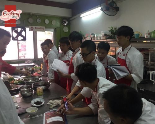 Lịch học nghề đầu bếp tại EZcooking