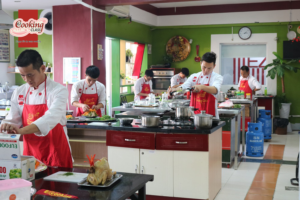 Trung tâm đào tạo nghề bếp uy tín ở Hà Nội