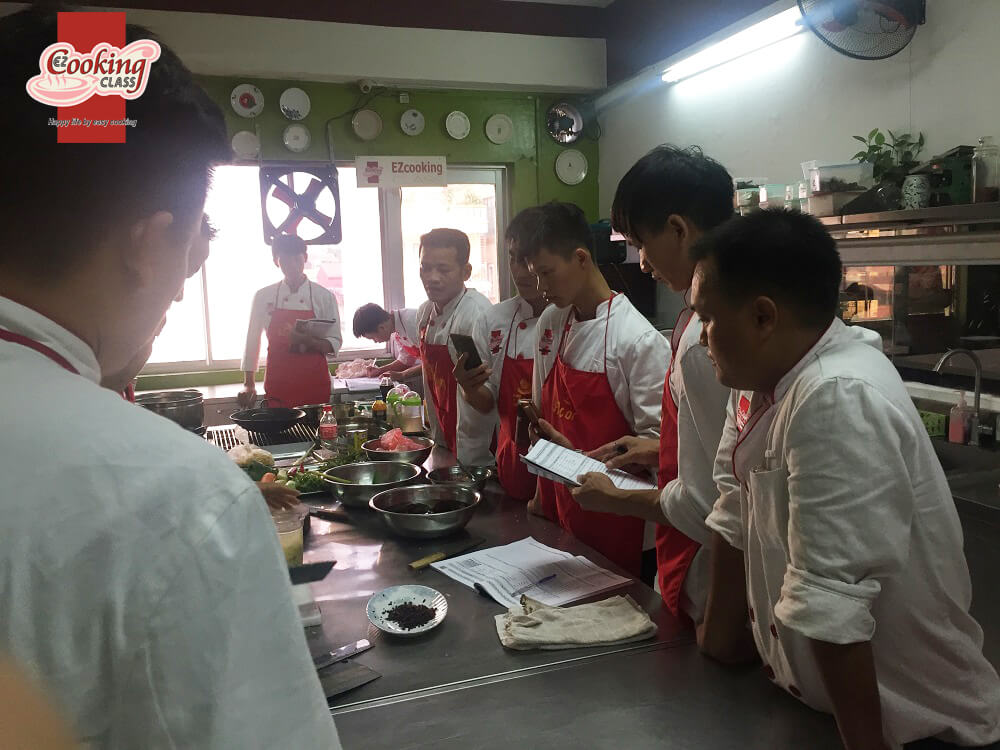 Học nghề bếp tại Hà Nội